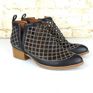 Jeffrey Campbell Boot Women 8 Black Leather Tan Taggart Ankle Bootie Cutout Boho